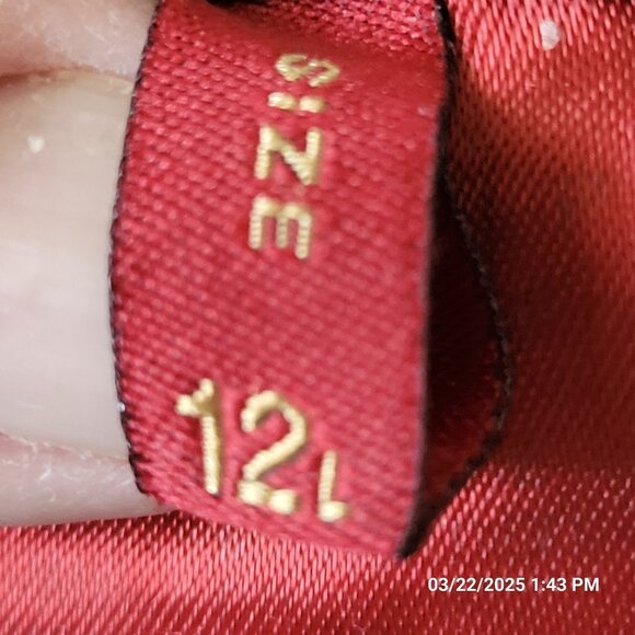 Express Jeans Women 12L Mia Ultra Skinny Nightmare Before Christmas Straight Leg - Picture 8 of 9